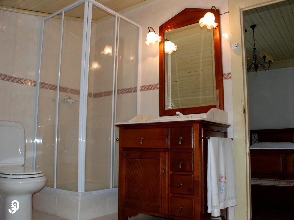 Gasthaus Quinta Dos Barbas Oliveira do Hospital Zimmer foto